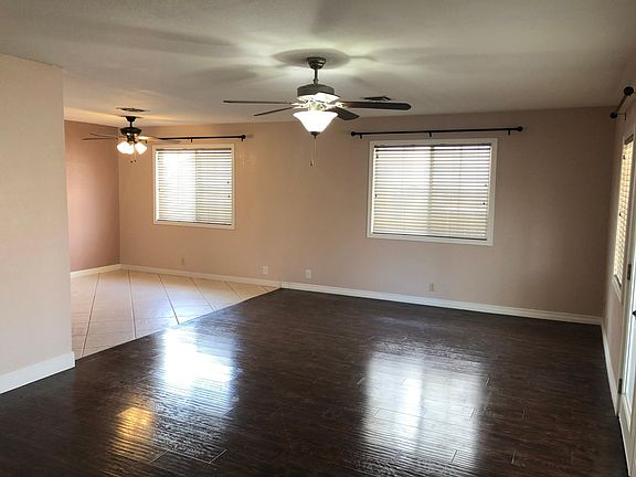 5th image of 3536 Miramar Dr