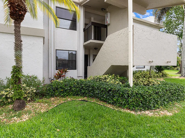 12962 Briarlake Dr #103 — Photo 25
