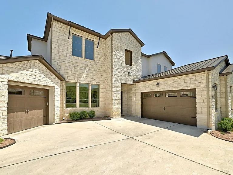 4809 Serene Hills Dr — Photo 36