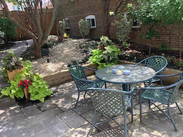 2809 38th St NW — Photo 9