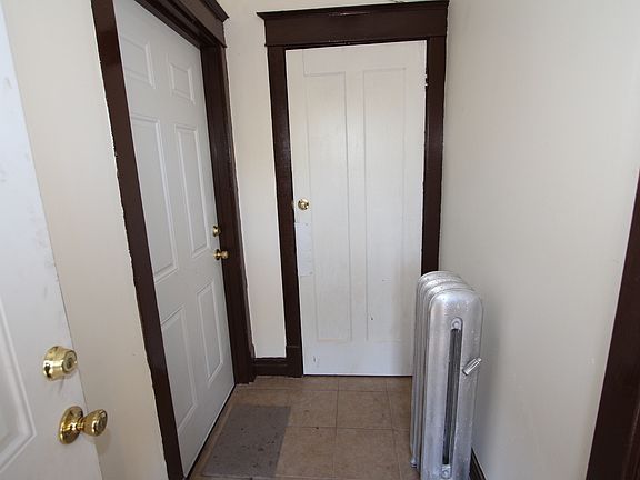 2nd image of 7208 S Langley Ave #2