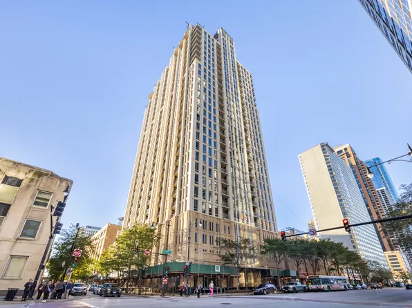 (undisclosed Address), Chicago, IL 60605