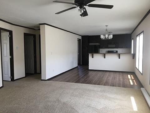 4th image of 1609 Santa Fe Trl