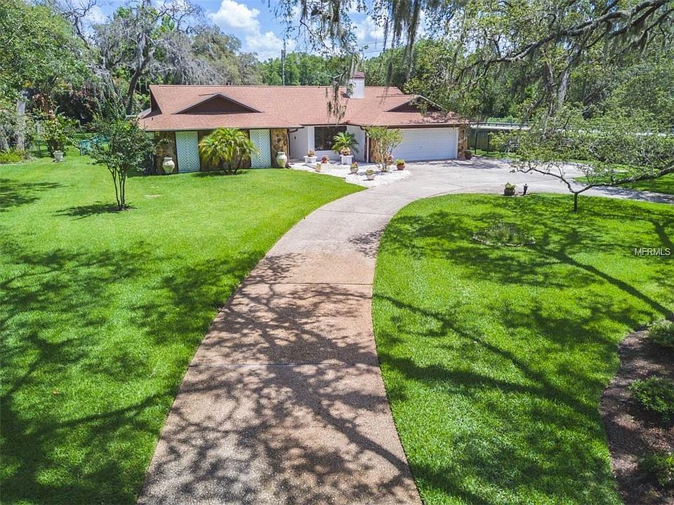 1st image of 3097 Arbor Oaks Dr
