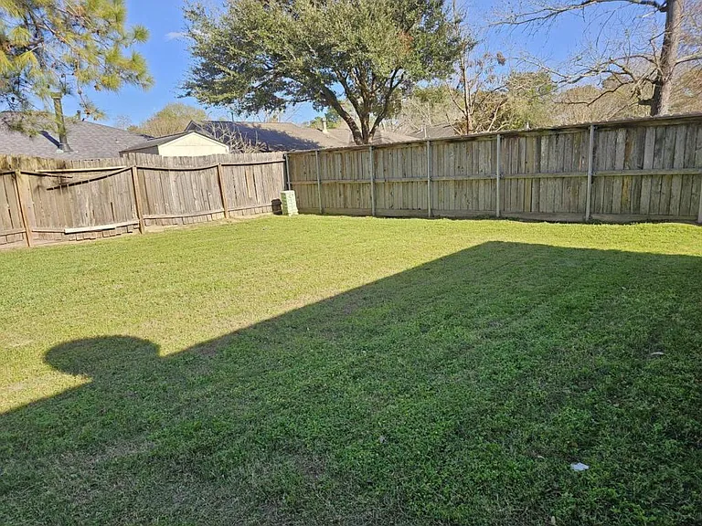 2327 Shadbury Ct — Photo 19