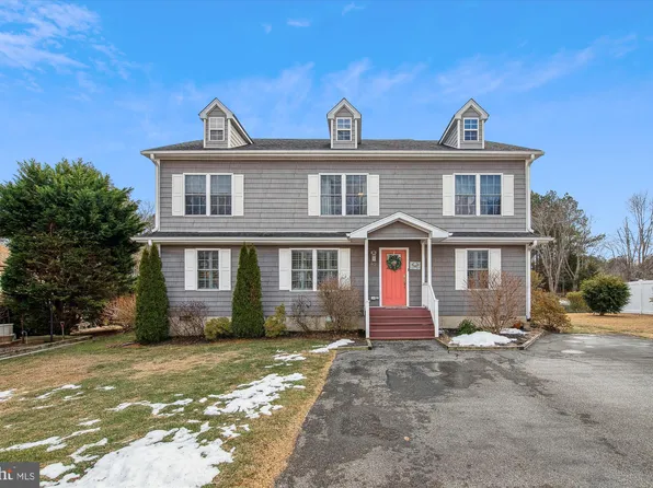 45 Clubhouse Dr, Ocean Pines, MD 21811