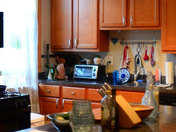 3rd image of 2419 N Kimball Ave #2