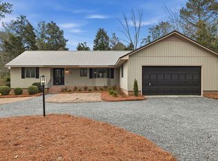 102 Scuppernong Ct, Pinehurst, NC 27376
