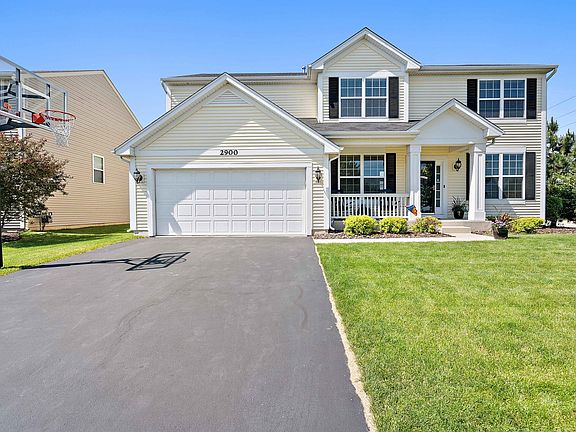 2nd image of 2900 Darley Dr