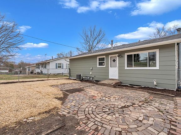 4th image of 3206 Magnolia Ct