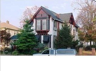 1106 SE 1st St, Evansville, IN 47713