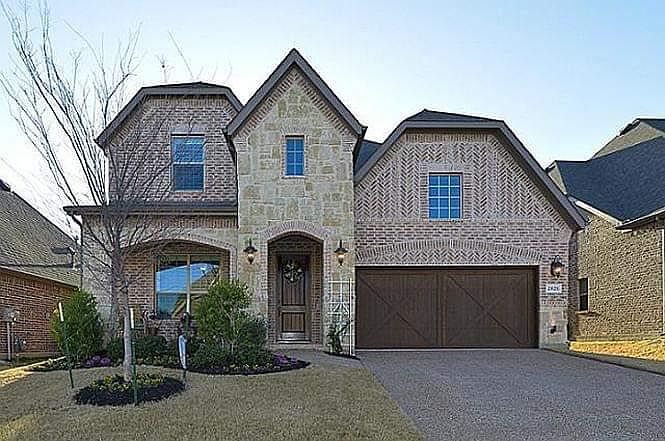 1st image of 2825 Sherwood Dr