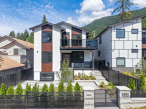 2nd image of 812 Montroyal Blvd