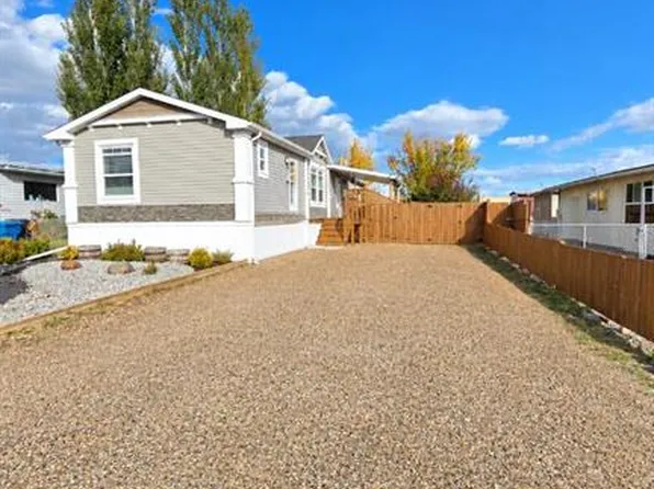 940 S Main St NW, Milk River, AB T0K 1M0