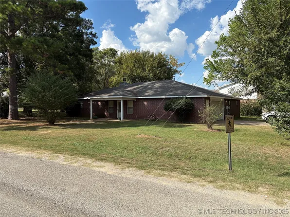 215 E Leecraft Ave, Colbert, OK 74733