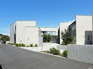 2311 W Newton St APT 104, Seattle, WA 98199