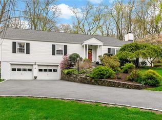 55 Wildwood Rd, Chappaqua, NY 10514
