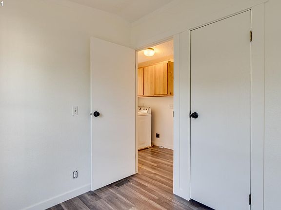 5th image of 13401 NE 28th St