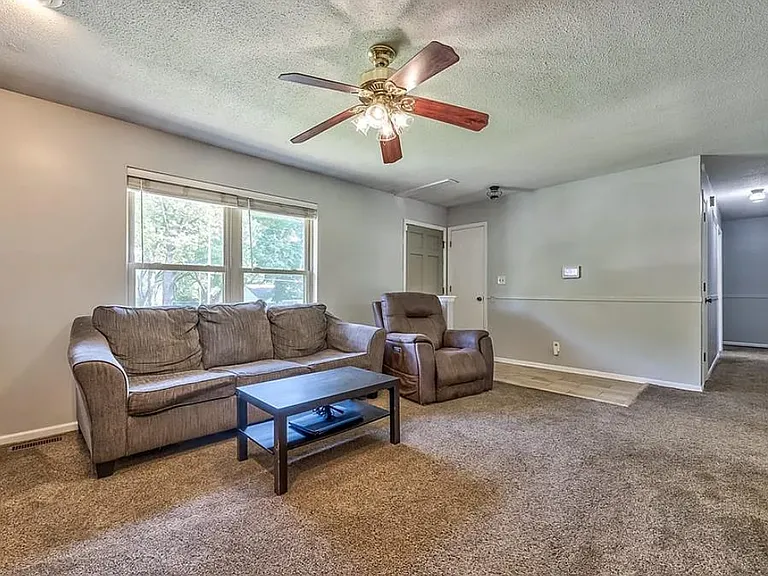 1017 Kiowa St — Photo 16