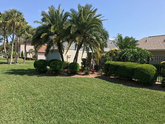 2nd image of 8015 Lago Vista Dr