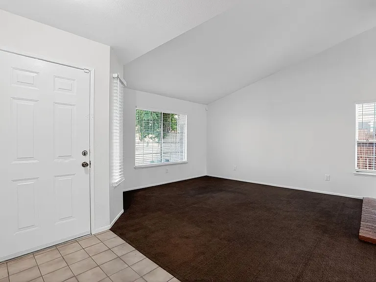 705 Desert Calico Dr — Photo 10