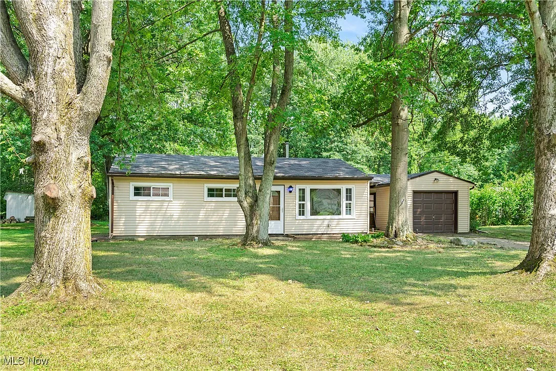 14553 Plum Creek Dr photo 1