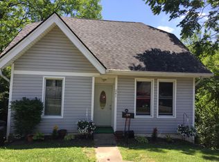 241 W Walnut St, Southgate, KY