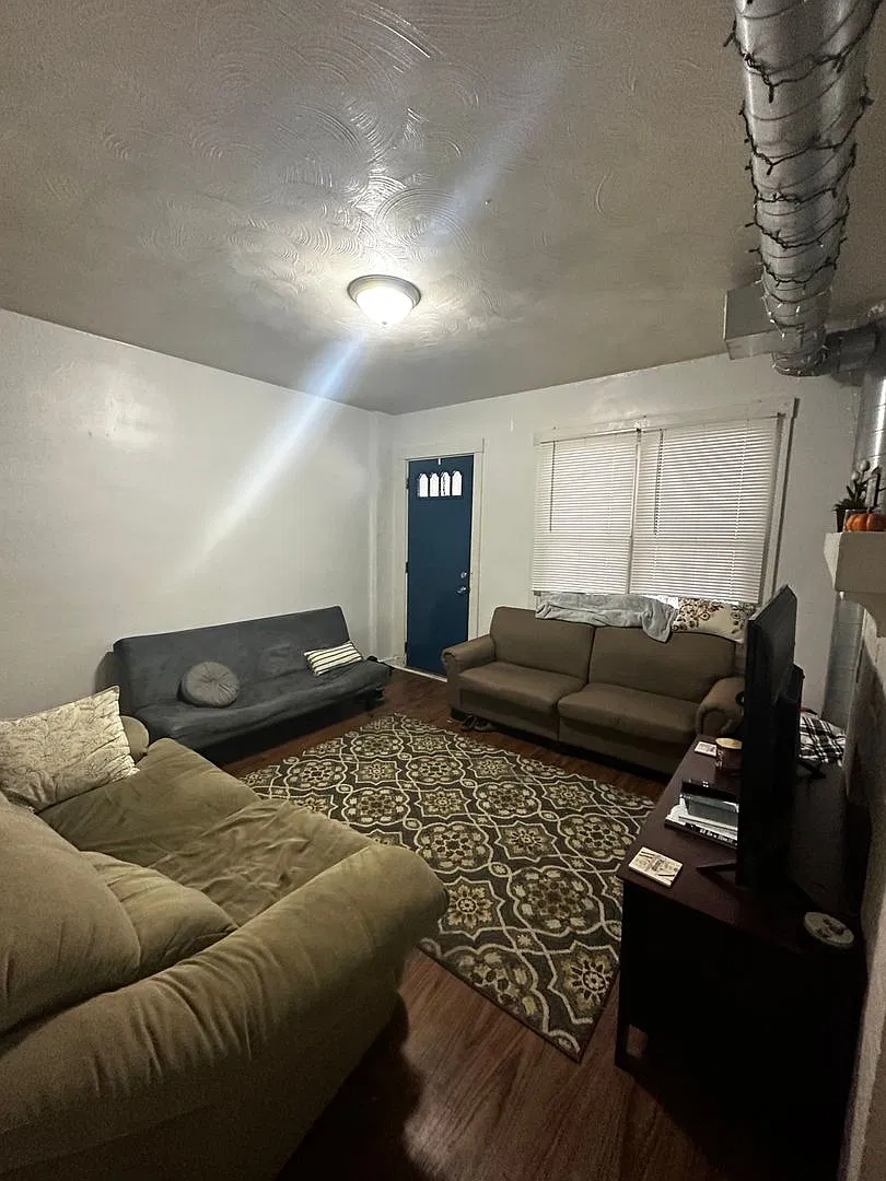 4bed/2bath House In Oakland! — Photo 4
