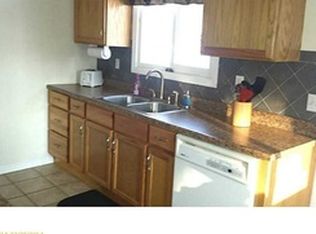 2562 N Belfast Ave, Augusta, ME 04330