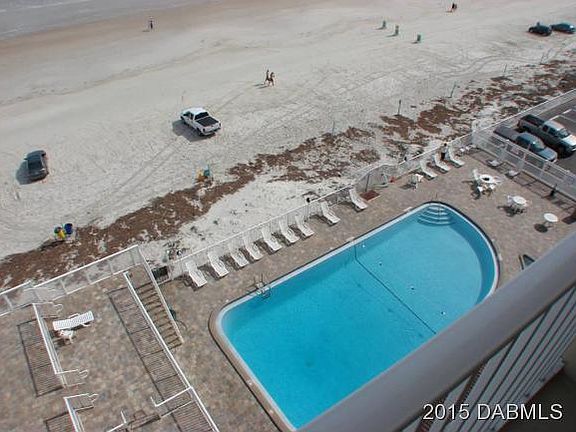 4th image of 3501 S Atlantic Ave #705