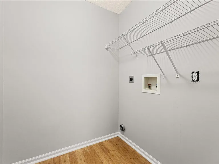 1201 Grasswind Dr — Photo 16