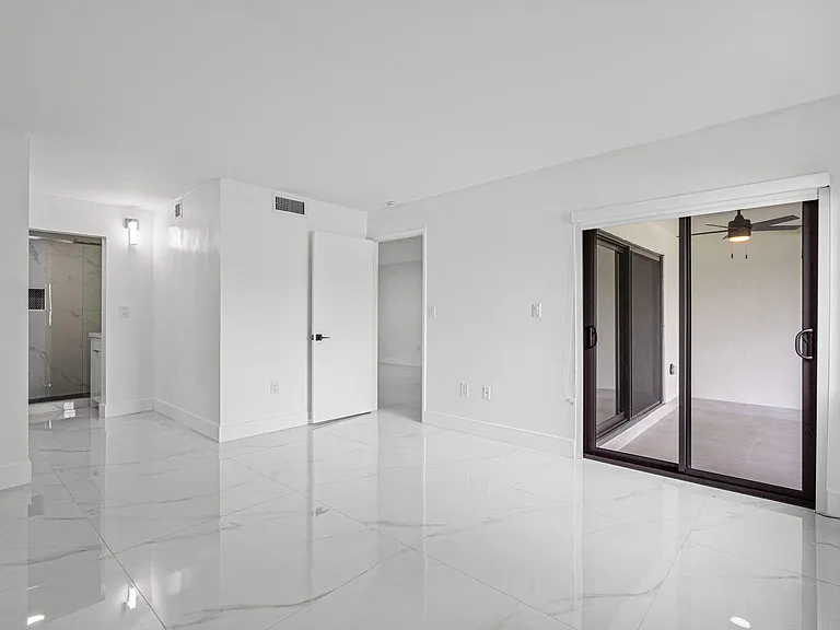 510 W Park Dr #104-3 — Photo 10