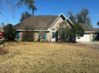 1418 Lake Village Blvd, Slidell, LA 70461