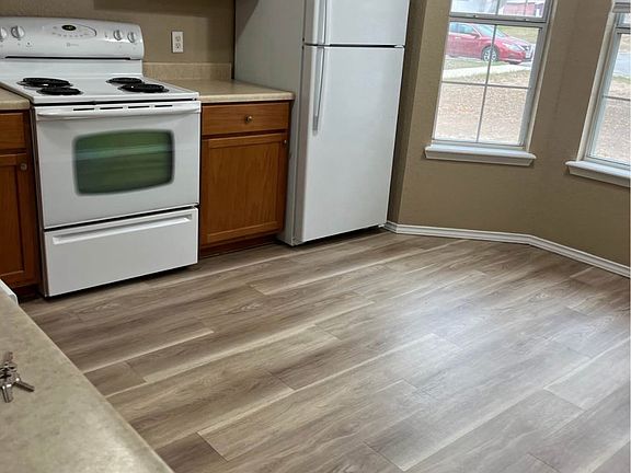 2nd image of 500 S 12th St #504