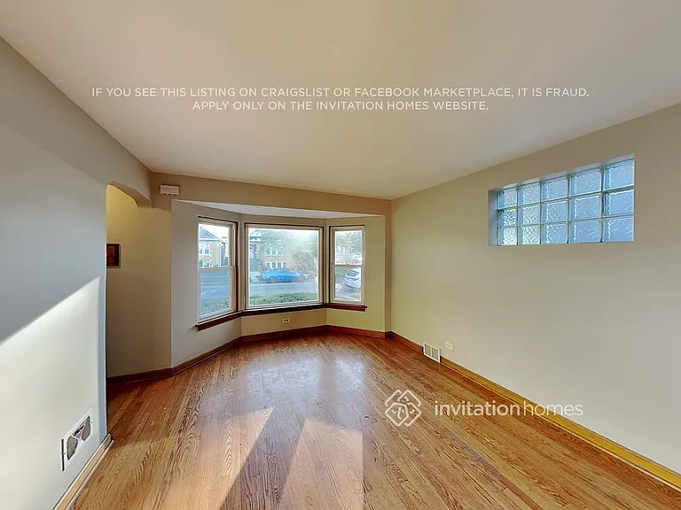 3542 Wesley Ave — Photo 7