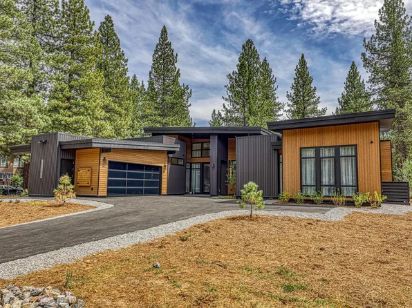 11111 Henness Rd, Truckee, CA 96161
