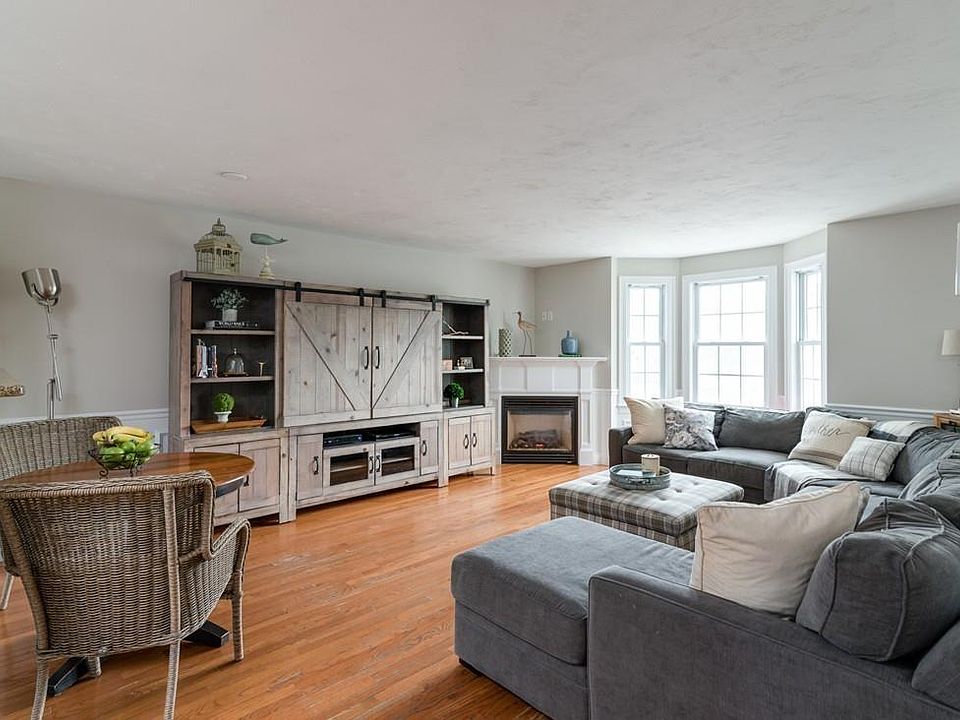 1st image of 101 Pond St Unit A