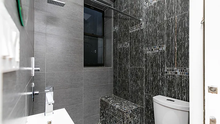 Rented by Nooklyn NYC LLC | media 13