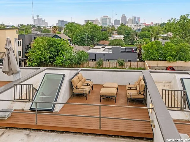 318 W Grayson St #404-A — Photo 24