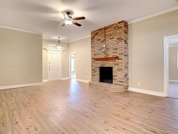 5th image of 704 Lionel Way