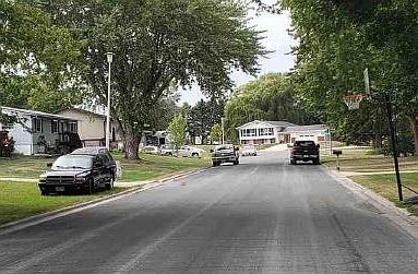 Exterior Neighborhood (street photo)