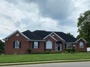 5955 Laurel Ridge Dr, Newburgh, IN 47630