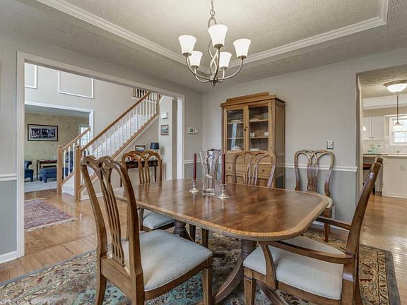 5th image of 1393 Harrison Pond Dr