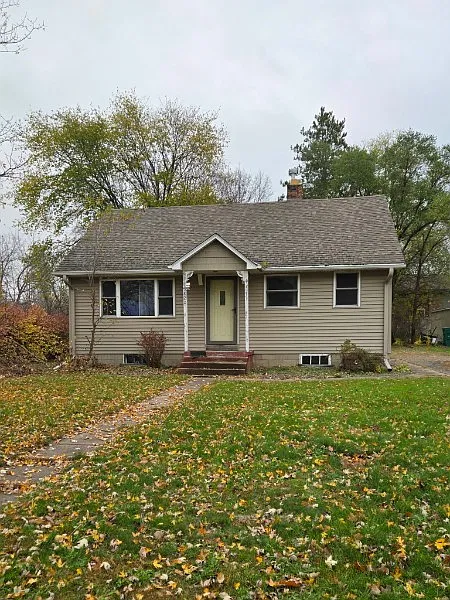 5820 Main St