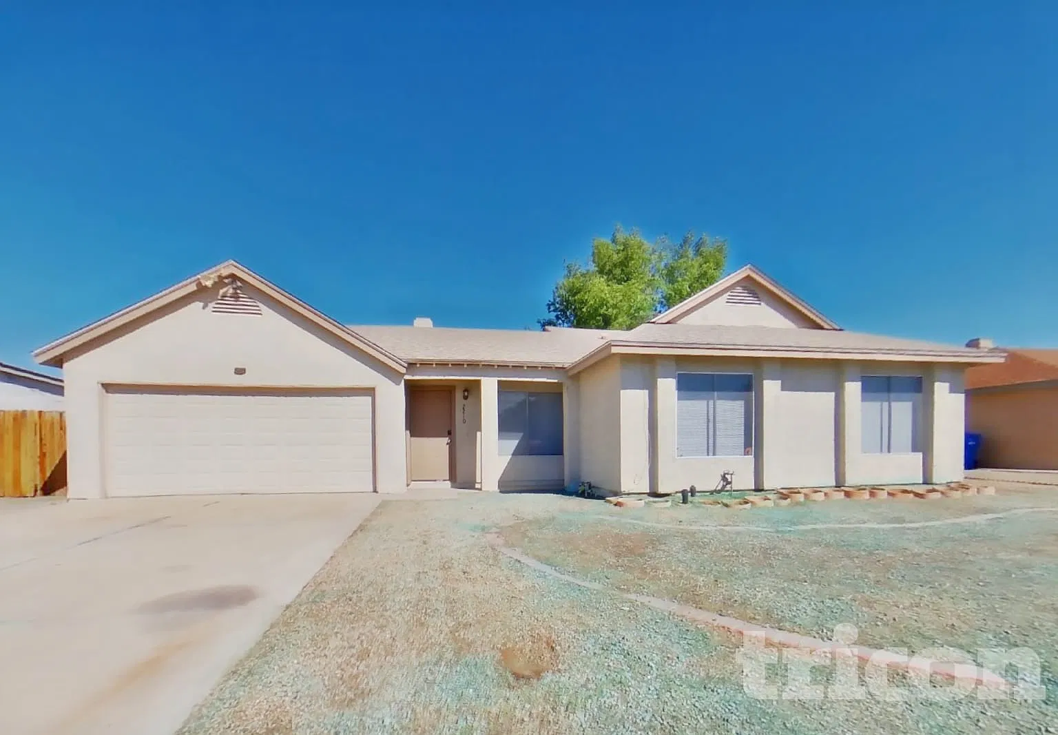 2210 W Mohawk Lane Phoenix AZ — Photo 2