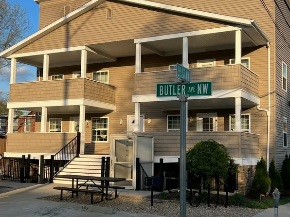 210 Butler Ave NW #301, Carrollton, OH 44615