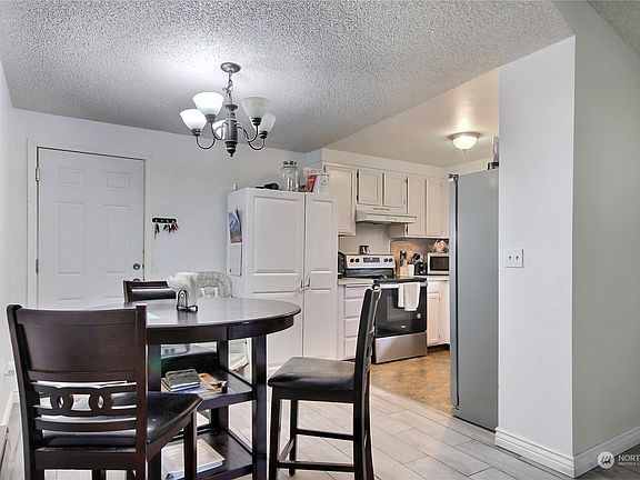 5th image of 5645 54th Avenue SE