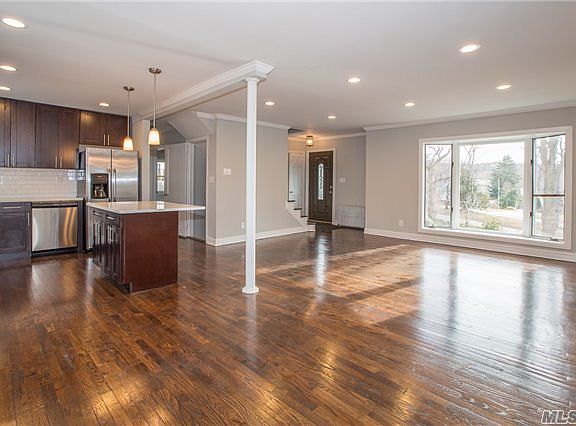 4th image of 33 Cannon Ct