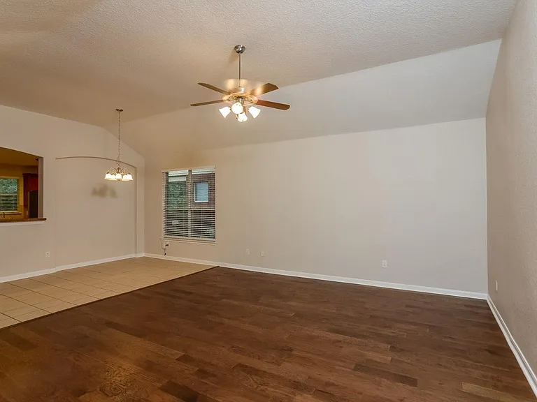 4807 Barboli — Photo 3