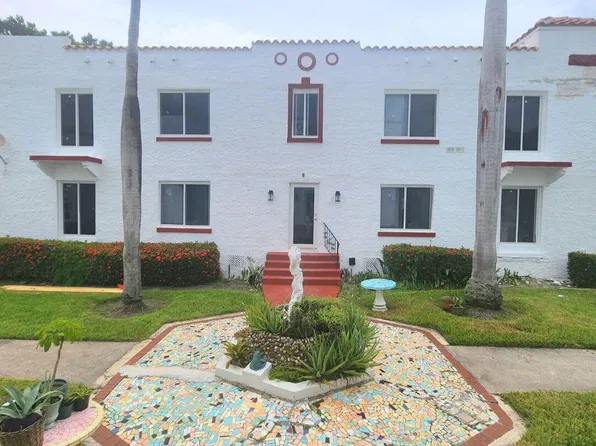 817 Tyler St #3, Hollywood, FL 33019